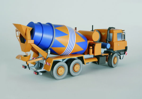 TATRA 815 domíchávač betonu