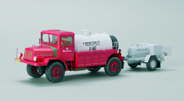 TATRA 128C S PALIVOVÝM PŘÍVĚSEM HEFA